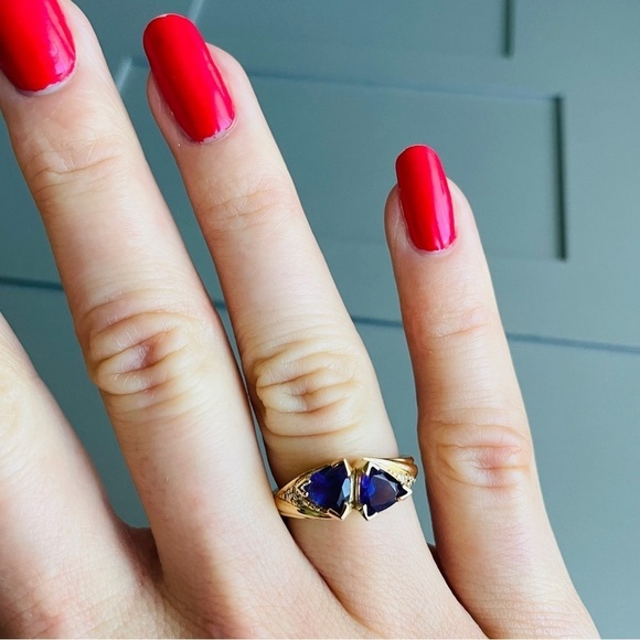 14k Gold Natural Diamond & Amethyst Diamond Two Stone Trillion Cut Ring - Picture 8 of 12